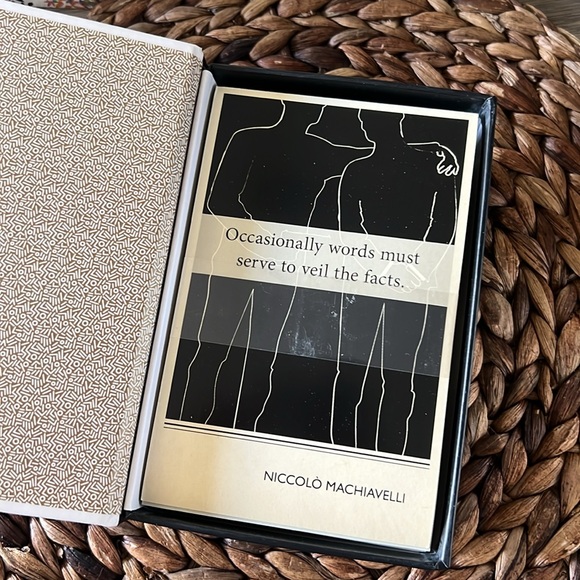 100 literary postcards bibliophilia by obvious state studio - Picture 2 of 4